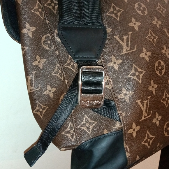 Your attention grabbing L.V. BackPack W/Authentic# being valid for this bag spec - Picture 10 of 12